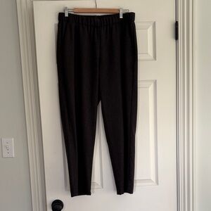 Eileen Fisher Gray  100% Wool Pants/ Size Medium